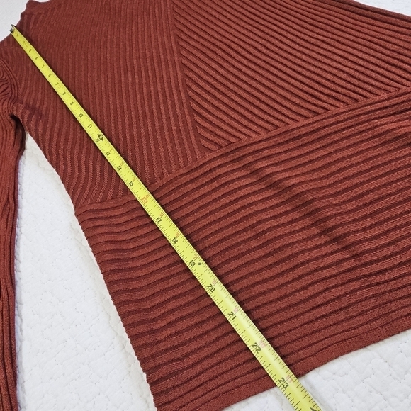 NWT TOPSHOP Asymmetrical Ribbed Sweater - Picture 7 of 15